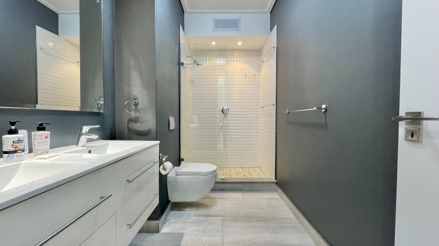 3 Bedroom Property for Sale in Paardevlei Western Cape
